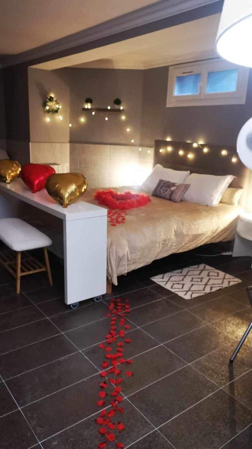 Suite Jacuzzi Au Calme Domont Exterior photo